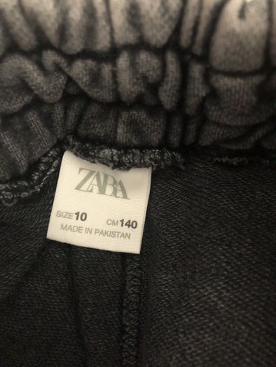 Trousers and hoodie Zara