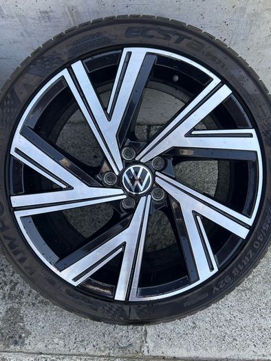 Genuine Volkswagen R-Line GTI Bergamo 18" Alloy Wheels