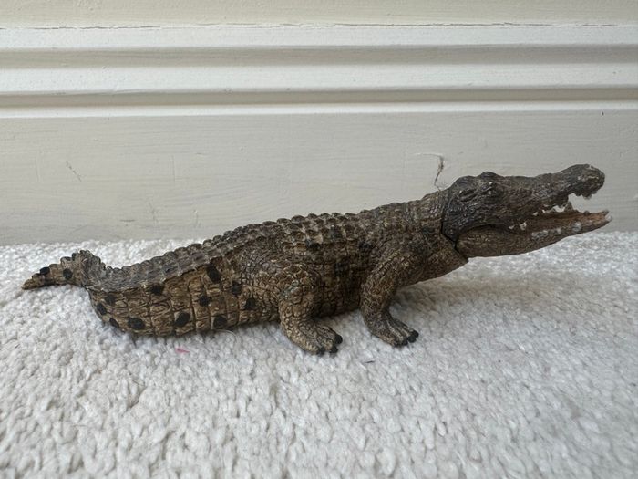 Schleich Alligator Crocodile Moveable Jaw D-73527 Used Please see photos