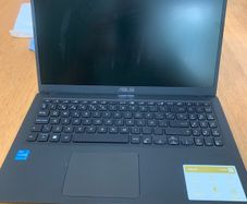 Asus Vivobook Laptop