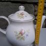 Sadler teapot roses Image 2