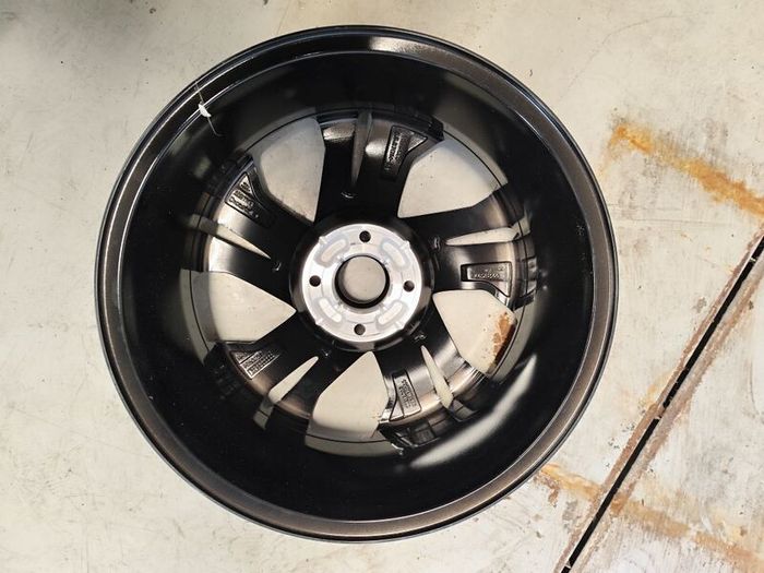 Peugeot 208 alloy wheel