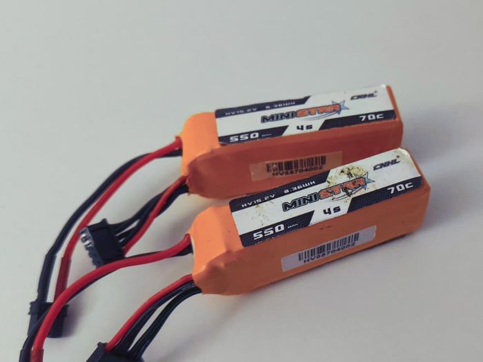 2x Ministar 4s 550mah 70c XT30