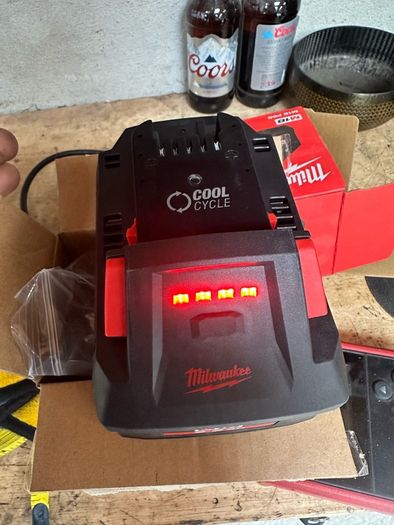 Milwaukee 8ah forge