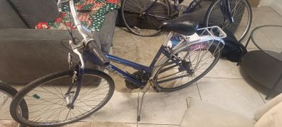 Ladies Hybrid bike