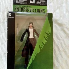 DC Collectibles New 52 Super-Villains The Joker Action Figure - Brand New Sealed