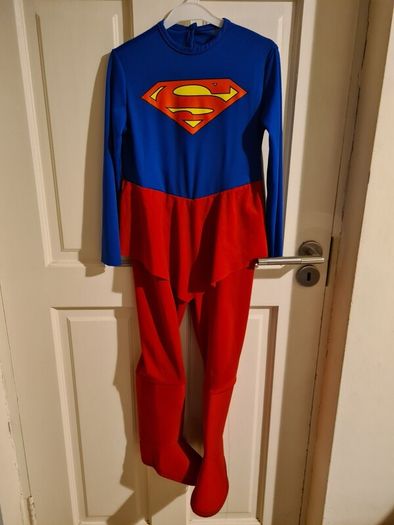 Supergirl costume 7-8 years
