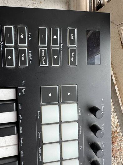 Novation Launchkey 25 MK3