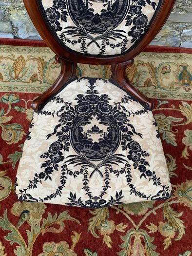 Antique Victorian Walnut bedroom Chair.