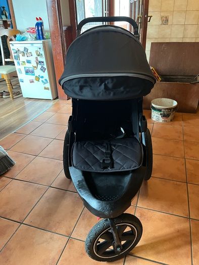 Ickle bubba Venus Prime Jogger I-size travel system and ISOFIX base