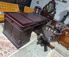 large partners desk(no chair)