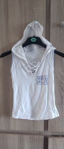 top fits 6-8-10 barely worn