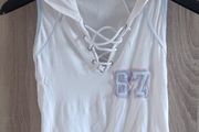 top fits 6-8-10 barely worn