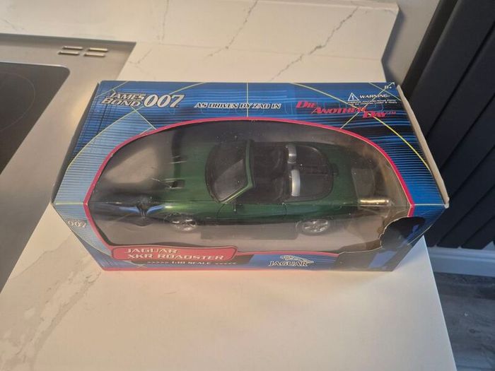 toy car