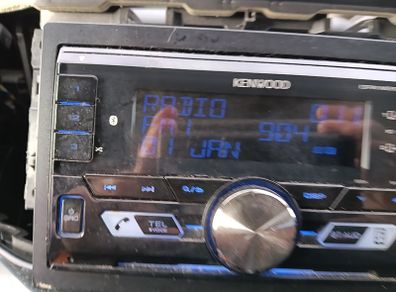 Kenwood Bluetooth radio