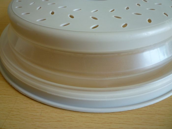 Microwave Plate Stacker & Collapsible Cover. Heat Up To 3 Dinners At Once. Excellent Condition. All fold flat for easy storage