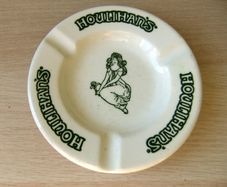 Houlihans Ash Tray
