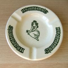 Houlihans Ash Tray