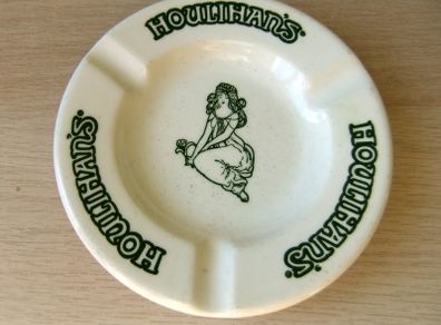 Houlihans Ash Tray