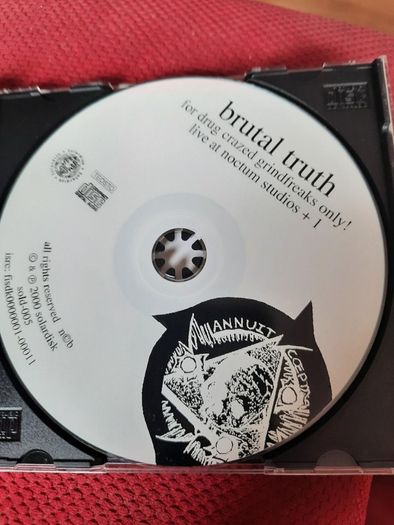 BRUTAL TRUTH: For drug crazed grindfreaks only!  CD 2000  -