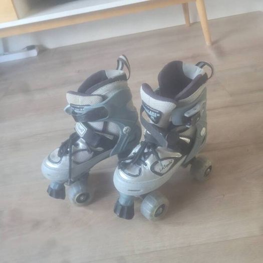 kids roller skates