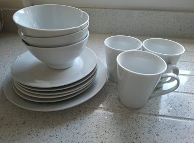 White plates, bowls and cups