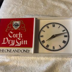 Original Cork Dry Gin Clock