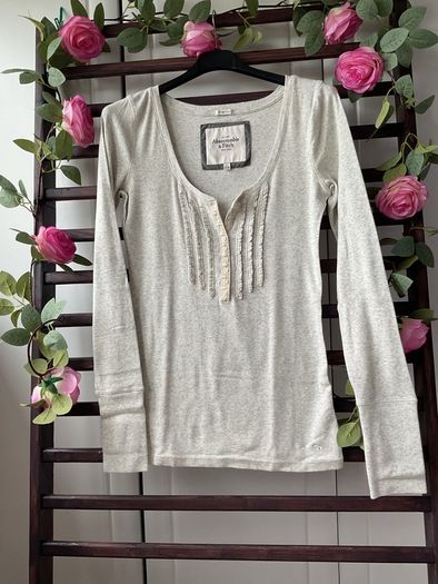 top Abercrombie & fitch long sleeve Henley size large