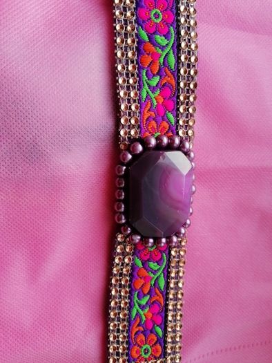 choker necklace