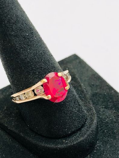Brand New 10ct Yellow Gold Ruby Solitaire Ring