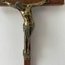 Vintage small wooden hanging crufix with brass Image 3