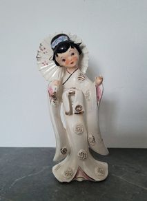 Mid-century handpainted porcelain geisha girl