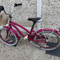 Girls bike