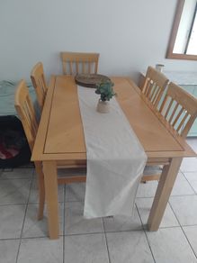 Kitchen table
