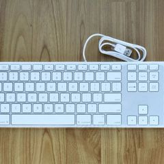 Apple wired keyboard
