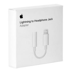 Apple Lightning to 3.5mm Headphone Jack Adapter BRAND NEW AND SESLED