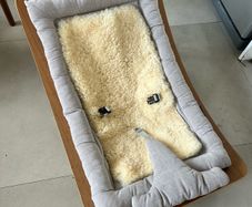 Charlie Crane baby Rocker with sheep wool insert