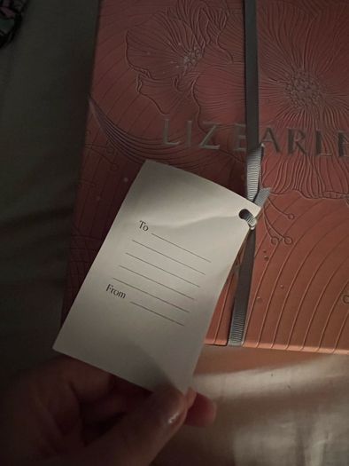 Liz Earle body set
