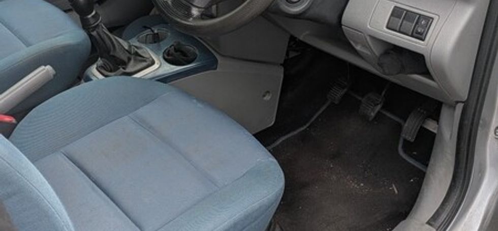 2005 Mazda 2