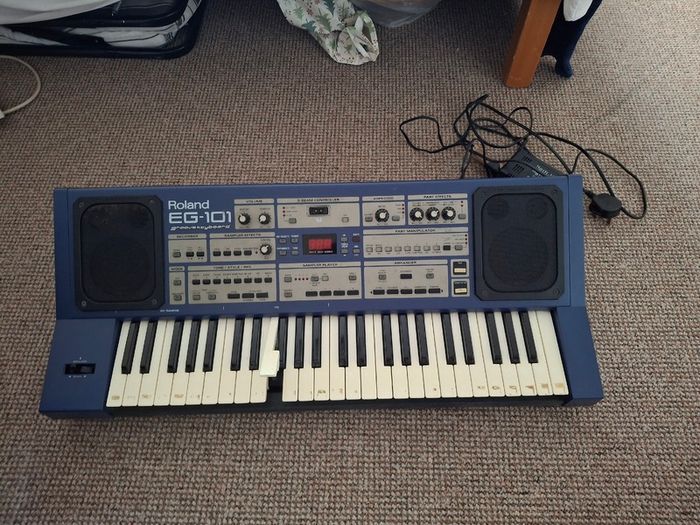 Roland EG-101 Keyboard Excellent Vintage Arranger Keyboard