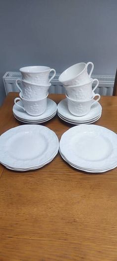 Wedgwood Strawberry and Vine