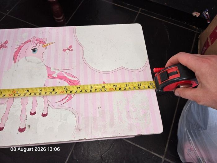 Child storage box