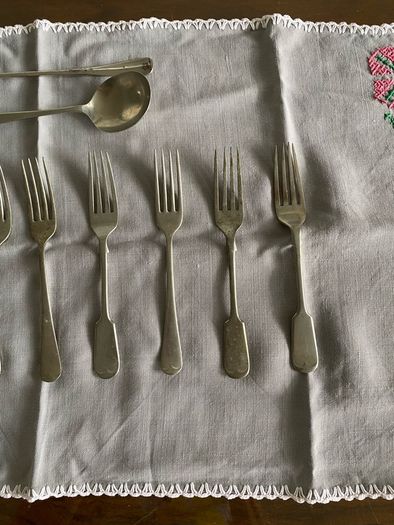 Cutlery - forks & spoons vintage