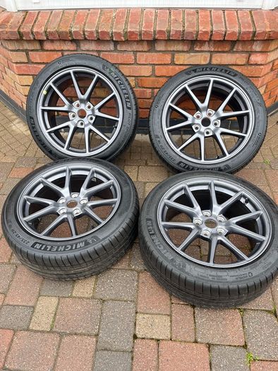 Tesla 4 X 18 Inch Oem Alloys And Oem Pilot Sport Tyres For Sale in ...