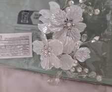 Bridal hair clip