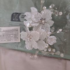 Bridal hair clip
