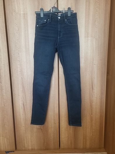 Shaping Skinny Jeans
