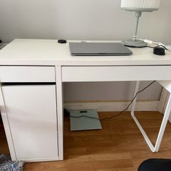 Office desk and chair