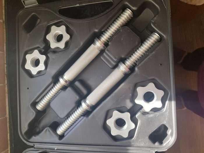 Dumbbell set brand name Domyos
