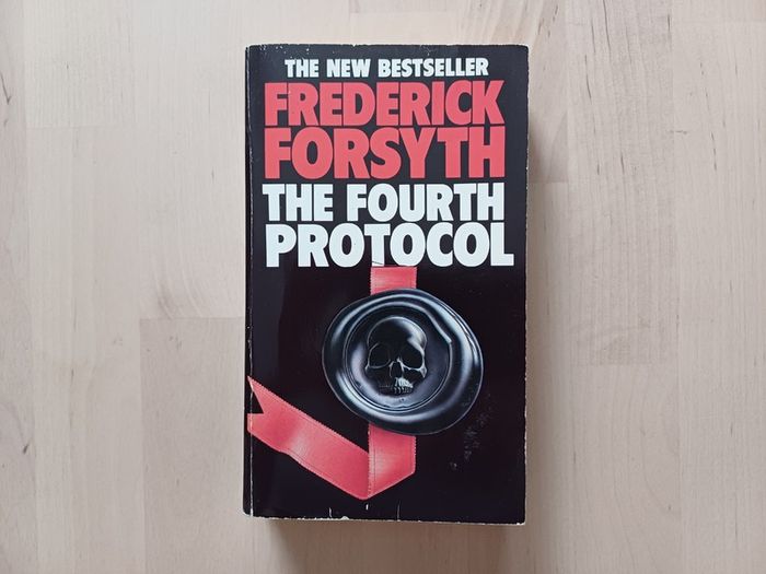 The Fourth Protocol by Frederick Forsyth (Spy Espionage Thriller Paperback 1989)